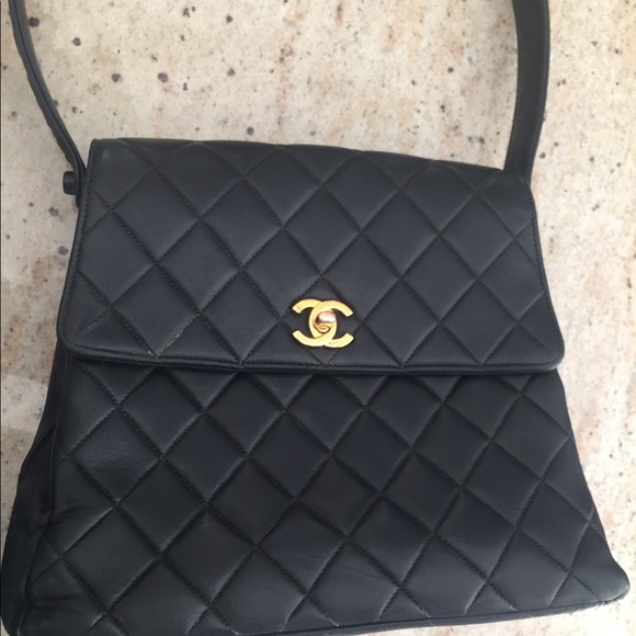 Vintage Chanel bag (Sold) - Picture 3 of 8